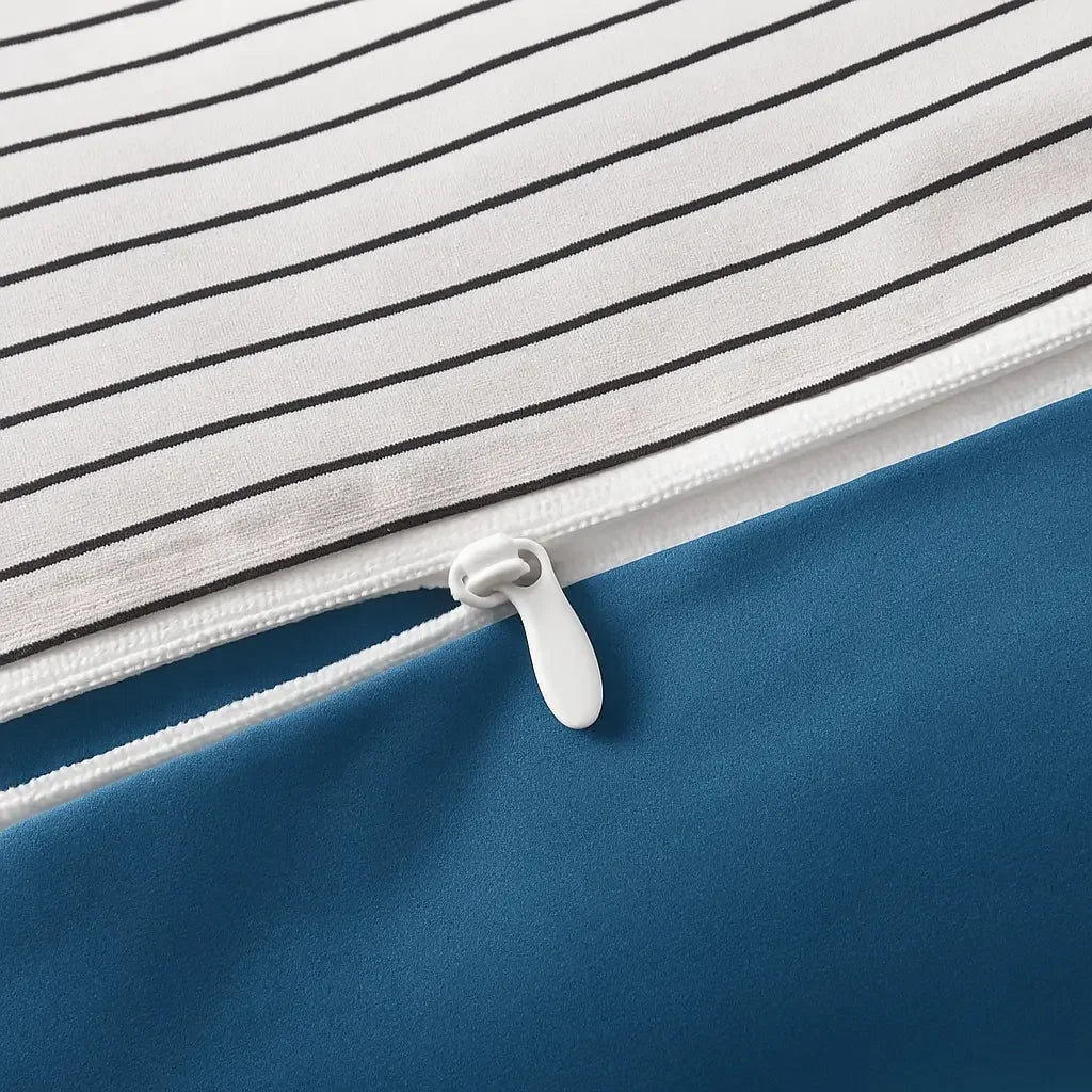 Striped cotton doona cover with zipper, blue interior lining